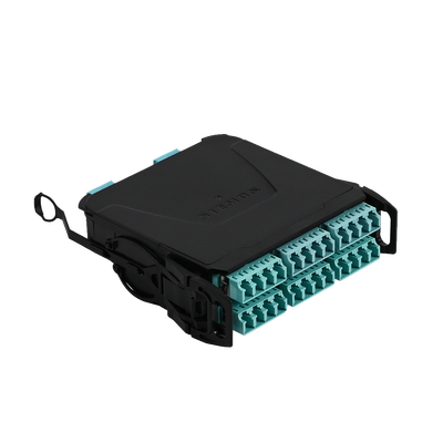 Módulo Plug & Play LightVerse, Hasta 24 fibras, Base 12 Hembra, "Shuttered" LC/UPC para fibra Multimodo OM4, STD Loss