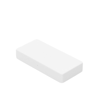 Switch NO Administrable / Para escritorio / 8 puertos 10/100 Mbps / Diseño Compacto / Plug and Play