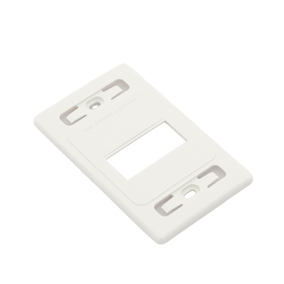 Placa de pared modular MAX, de 3 salidas, color blanco, version bulk (Sin Empaque Individual)