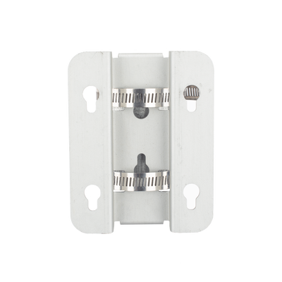 Montaje ePMP 3000 para poste o pared, incluye 4 tornillos y 2 abrazaderas metalicas