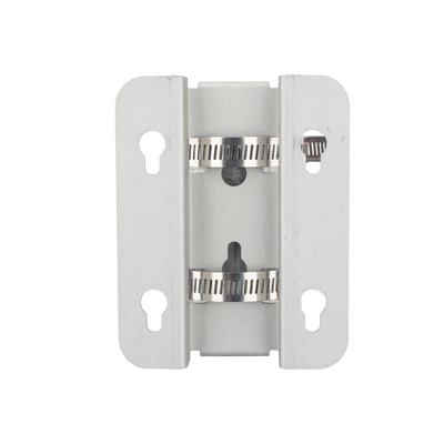 Montaje ePMP 3000 para poste o pared, incluye 4 tornillos y 2 abrazaderas metalicas