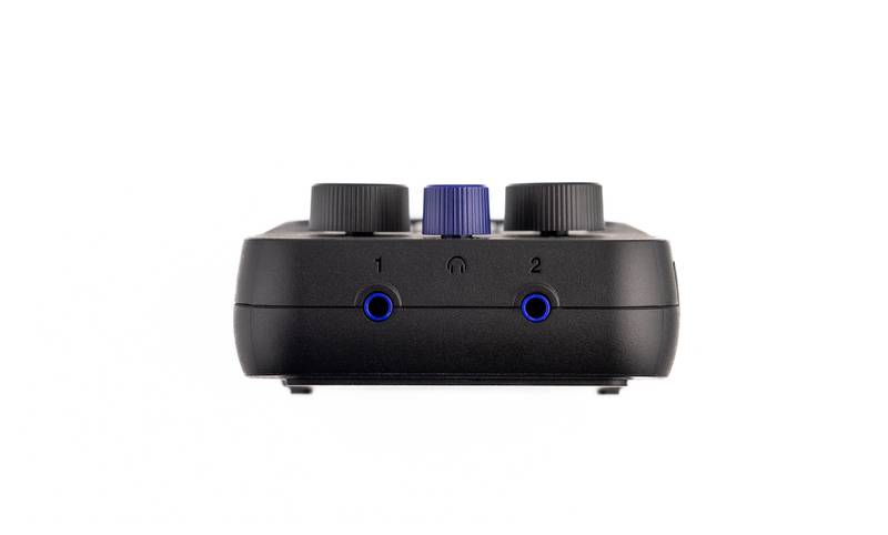 ZOOM ZP2 Grabadora Portátil e Interfaz de Audio USB para Podcast | Grabación 4 Pistas 24-bit con Reducción de Ruido por IA y Efectos de Voz | Soporta SD 1TB y Mix-Minus para Invitados Remotos | Estudio de Audio Digital Compacto para Streaming y Exterior