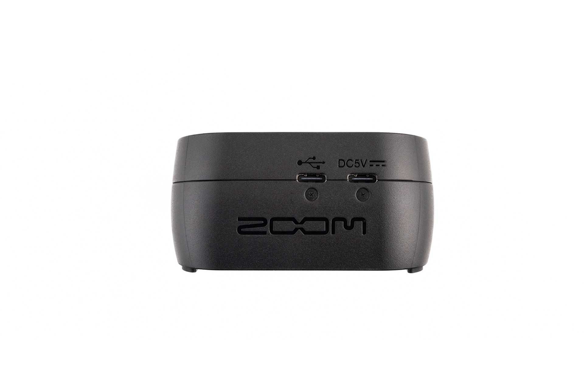 ZOOM ZP2 Grabadora Portátil e Interfaz de Audio USB para Podcast | Grabación 4 Pistas 24-bit con Reducción de Ruido por IA y Efectos de Voz | Soporta SD 1TB y Mix-Minus para Invitados Remotos | Estudio de Audio Digital Compacto para Streaming y Exterior