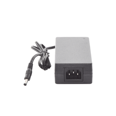 Adaptador de voltaje de 48 Vcc @ 3 A; 144 W