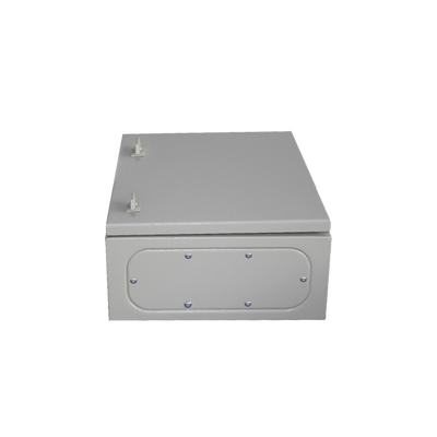 Gabinete de Acero IP66 Uso en Intemperie (400 x 600 x 200 mm) con Placa Trasera Interior Metálica y Compuerta Inferior Atornillable (Incluye Chapa y Llave).
