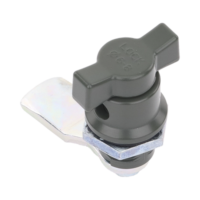 Cerradura de Medio Giro para Gabinetes Línea PST (Acero). Cuenta con Opción para Instalar Candado (no incluido).