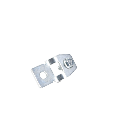 Juego de 4 Pestañas Metálicas para Fijación a Pared de Gabinetes Línea PST. Incluye tornillo y tuerca.