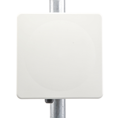 PTP-550  Hasta 1.36 GBps / 4910 - 6200 MHz / 802.11 AC Wave 2  MU-MIMO 4: 4x4 / BackHaul con Antena Integrada (Alta ganancia 23 dBi)   (C050055H016A)