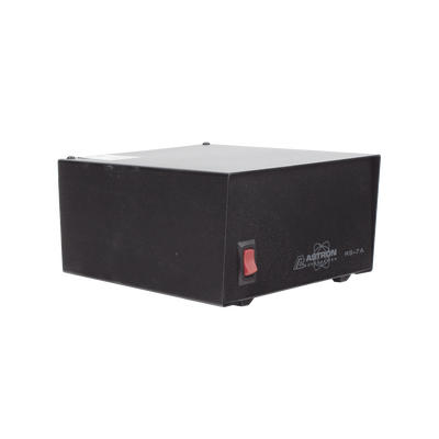 Fuente de poder Astron | Salida: 13.8Vcc, 7A | Lineal Regulada