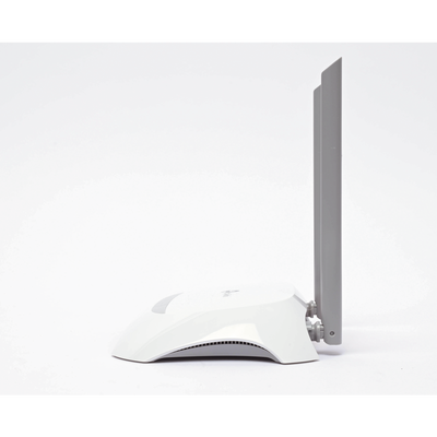 Router Inalámbrico para WISP con Configuración de fábrica personalizable, 2.4 GHz, 300 Mbps, 4 Puertos LAN 10/100 Mbps, 1 Puerto WAN 10/100 Mbps, control de ancho de banda