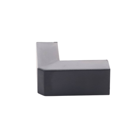 Esquinero Exterior Color Negro de PVC Auto Axtinguible, Para Canaleta TMK-1720-N-CC (5210-02003)