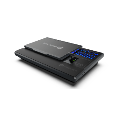 Controlador de Eventos Compacto U5 / Pantalla Táctil Principal 21.5" / Pantalla Inteligente 8" / 87 Botones LCD Programables / 4 Encoders y 8 Faders / Control MIDI y KVM / Diseño Plegable / Software PixelFlow / HDMI 2.0 / 12G-SDI /